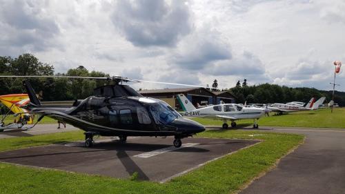 Väterstag Flight Line